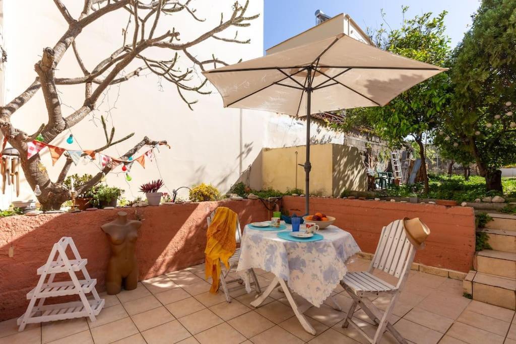 Backyard Art Studio Chania  Ngoại thất bức ảnh